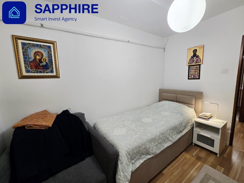 13 Septembrie, Panduri, Marriott