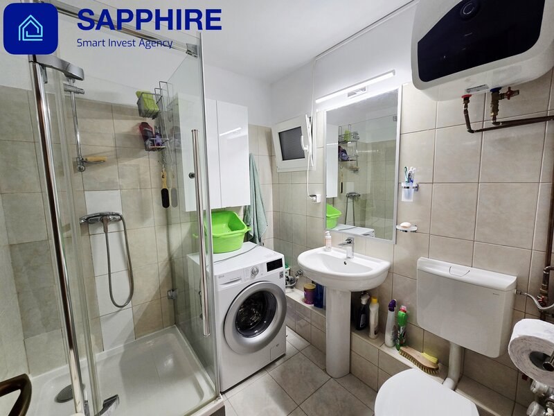 13 Septembrie, Panduri, Marriott